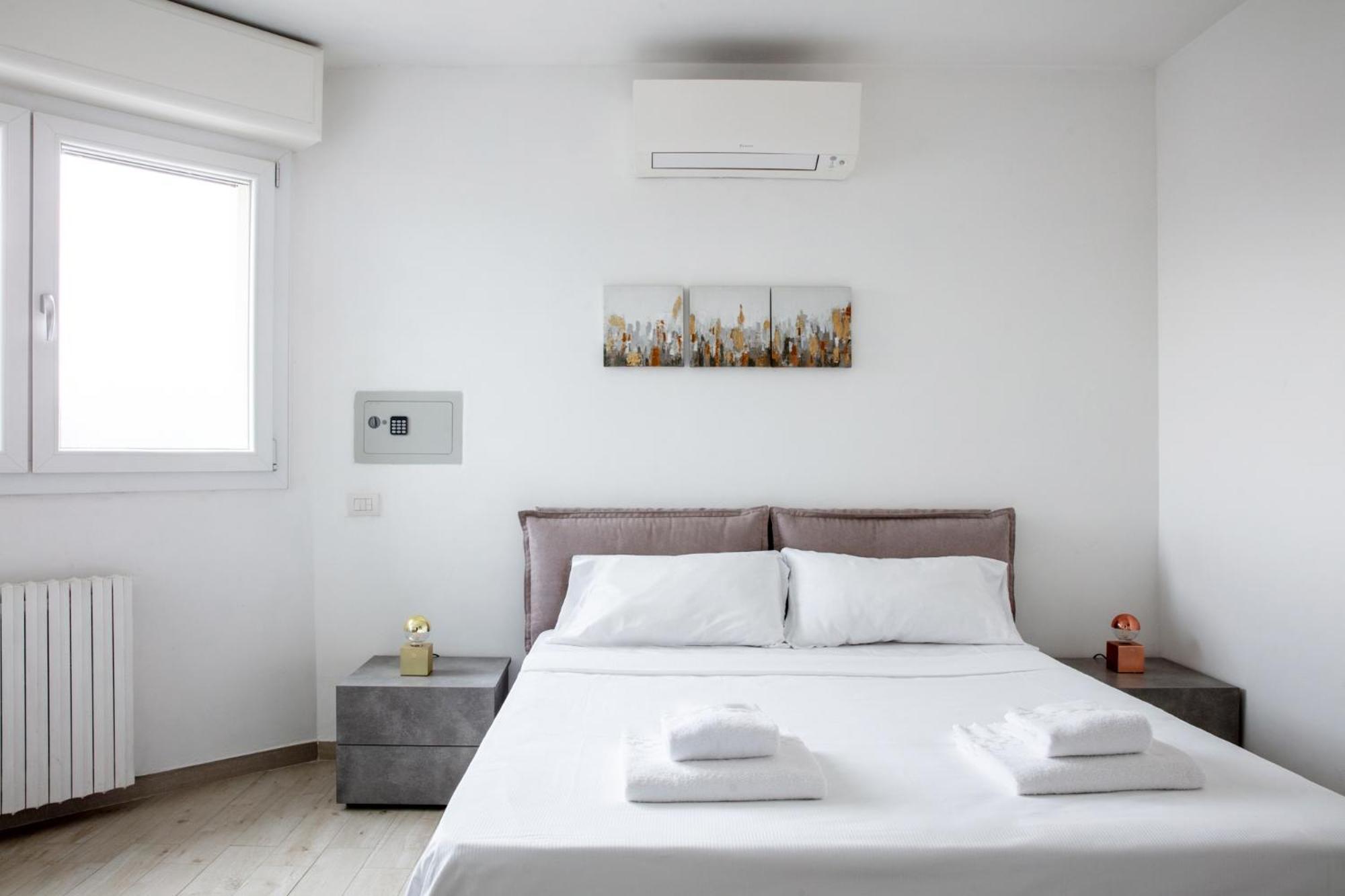 Apartment Dehomes - Porta Genova Luxury Mailand